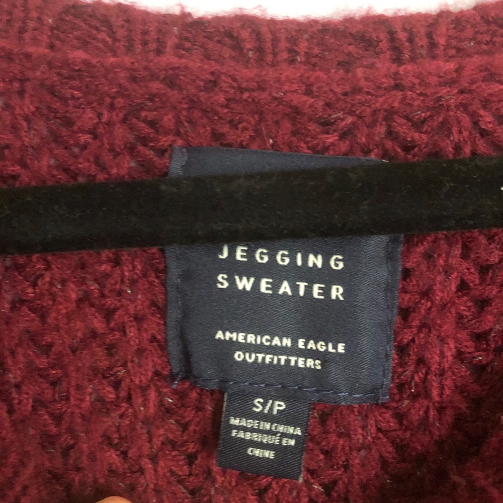 American Eagle Dark Red Knit Jegging Sweater - Picture 4 of 5